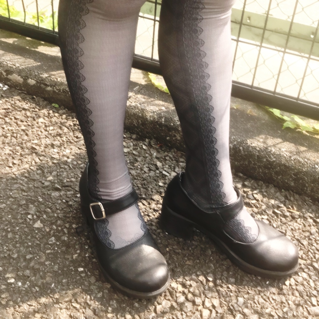 【↓お安くなりました↓ 再販】ゴシックレース【オーバーニーソックス】