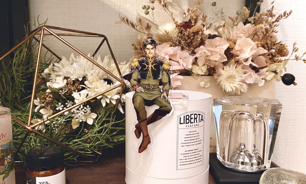 【𝖠𝖼𝗋𝗒𝗅𝗂𝖼 𝗌𝗍𝖺𝗇𝖽】ORIChalli Sitting Acrylic Stand