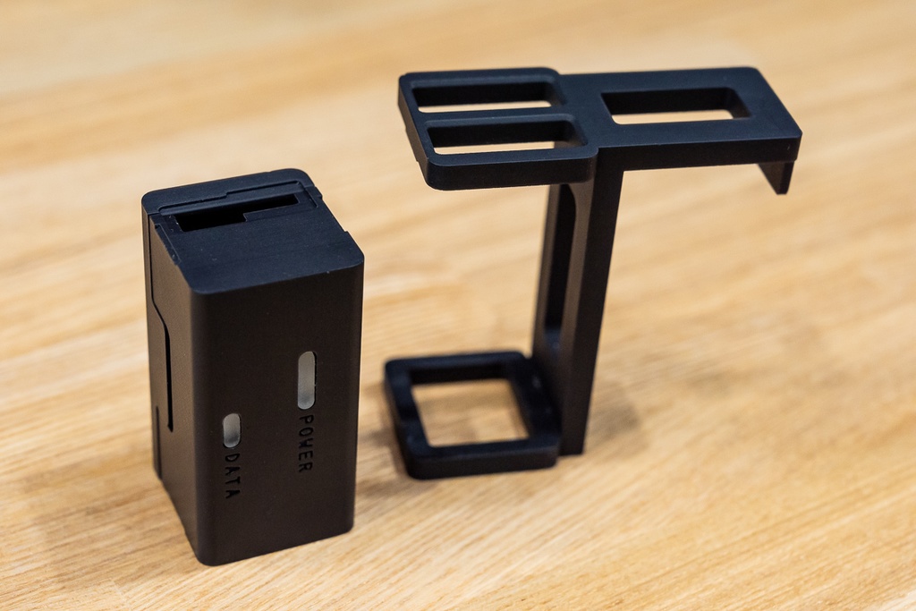 「Z-MIDI POD」Z-MIDI for X68000 Z用ケース