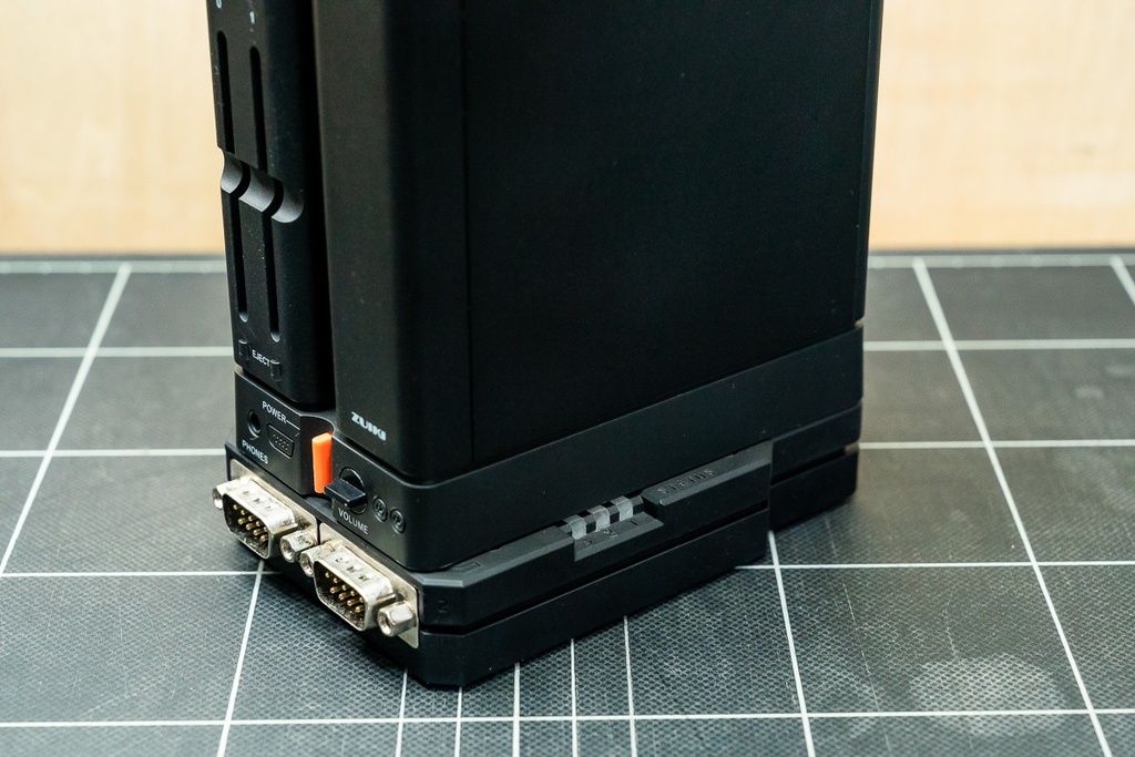 「JU-BASE68Z」X68000 Z用じょいぽーとU君ケース