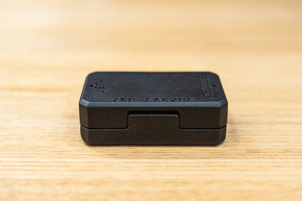「ZKB-EAK2PE」X68000 Z EAKキーボードをProduct Editionで使えるようにするアダプター