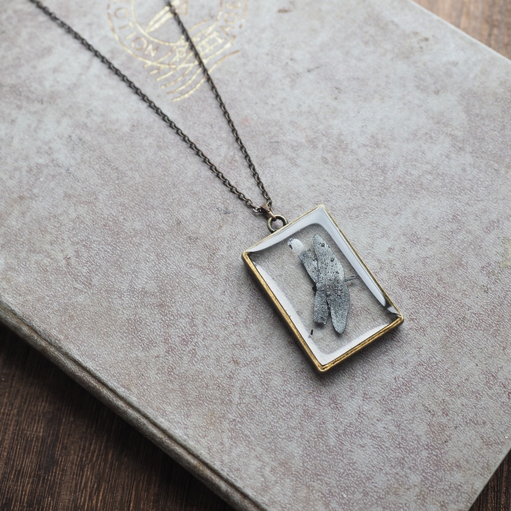 【7/23~販売開始】手描きチョウトンボのネックレス(パーツ交換可)