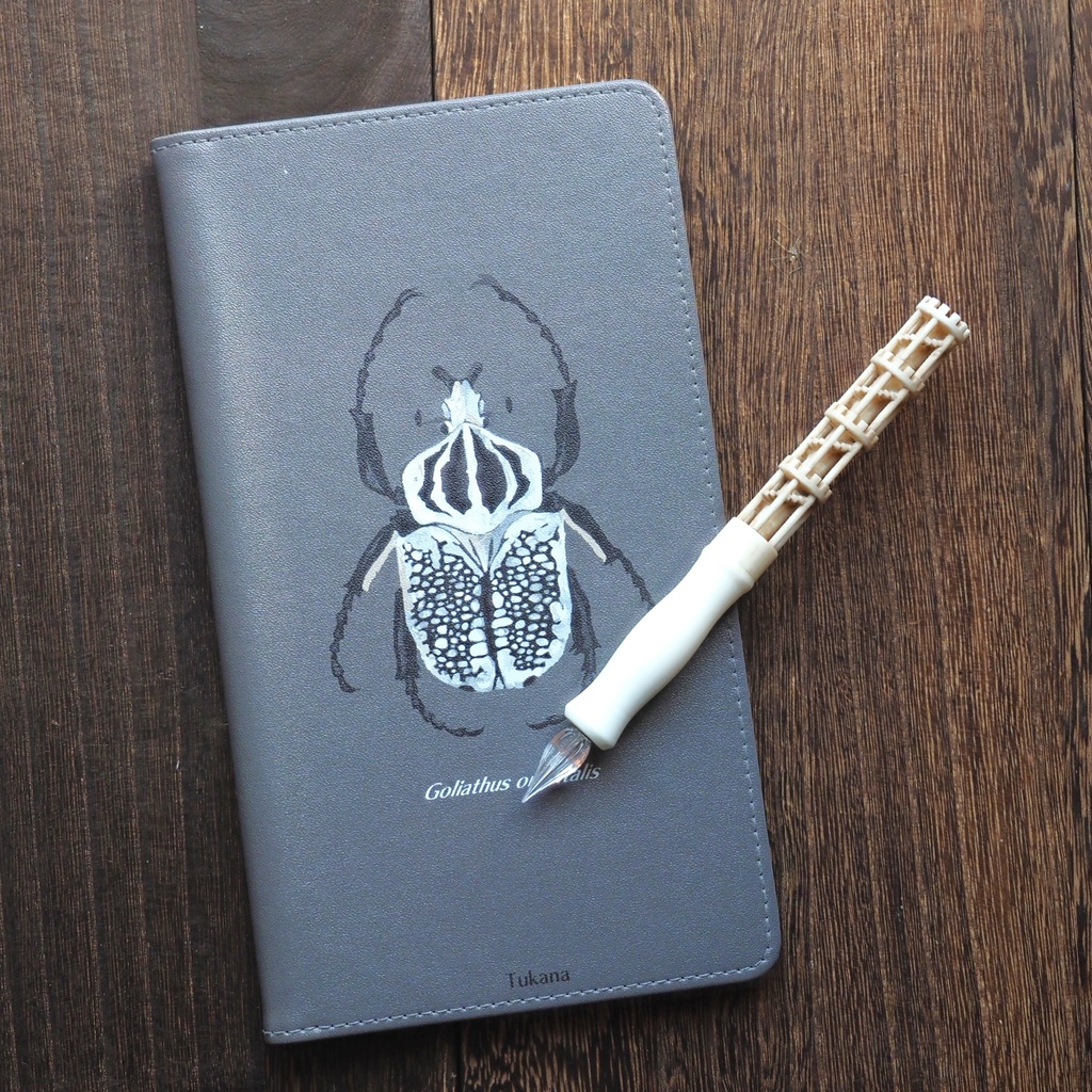 シラフオオツノハナムグリのカードホルダー