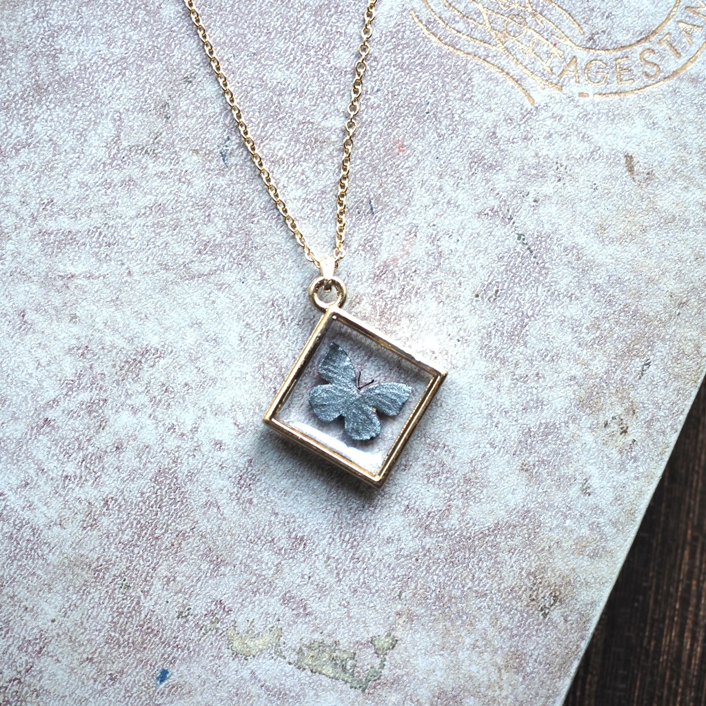 【7/23~販売開始】手描きアグリアスのネックレス(パーツ交換可)