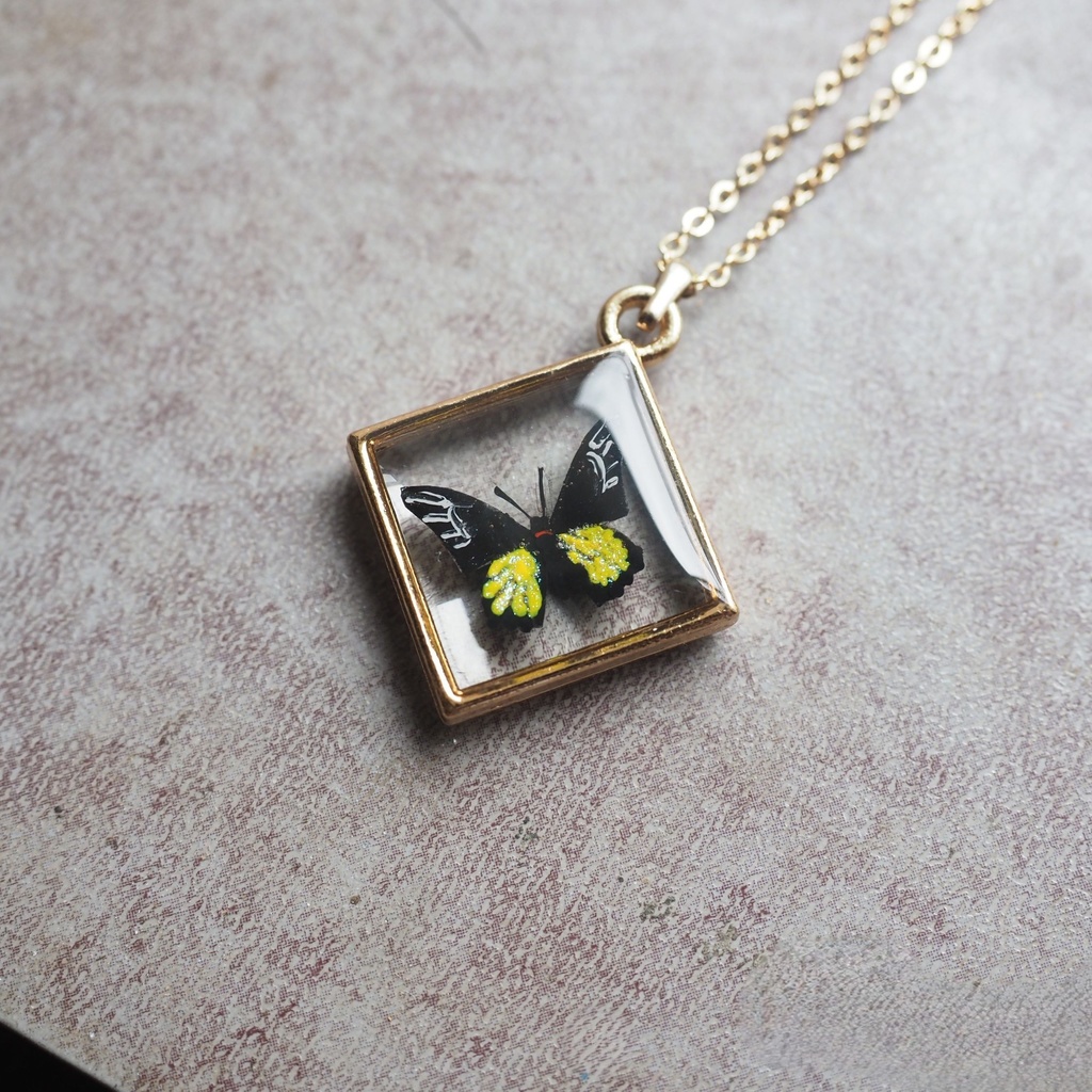 【7/23~販売開始】手描きコウトウキシタアゲハのネックレス(パーツ交換可)
