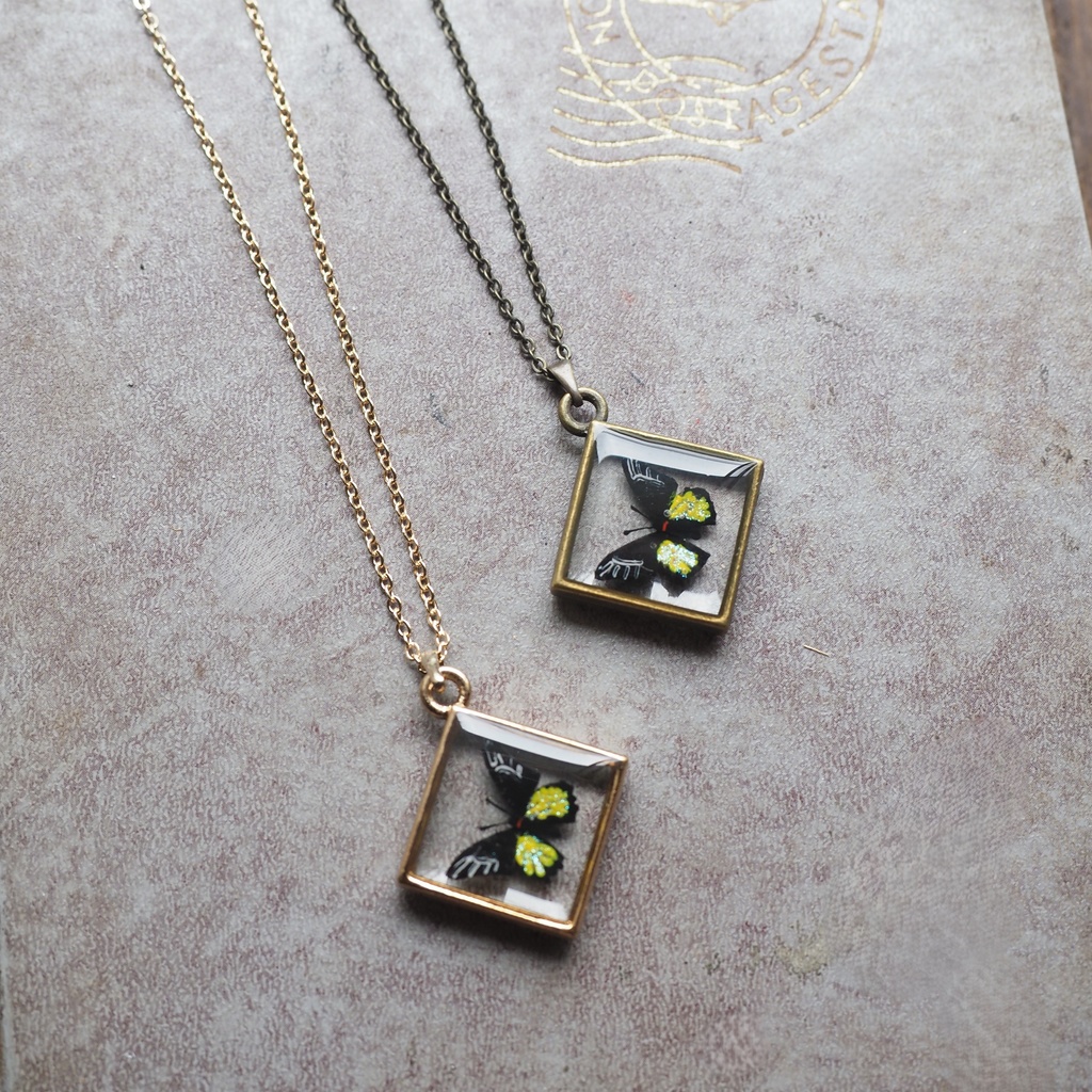 【7/23~販売開始】手描きコウトウキシタアゲハのネックレス(パーツ交換可)