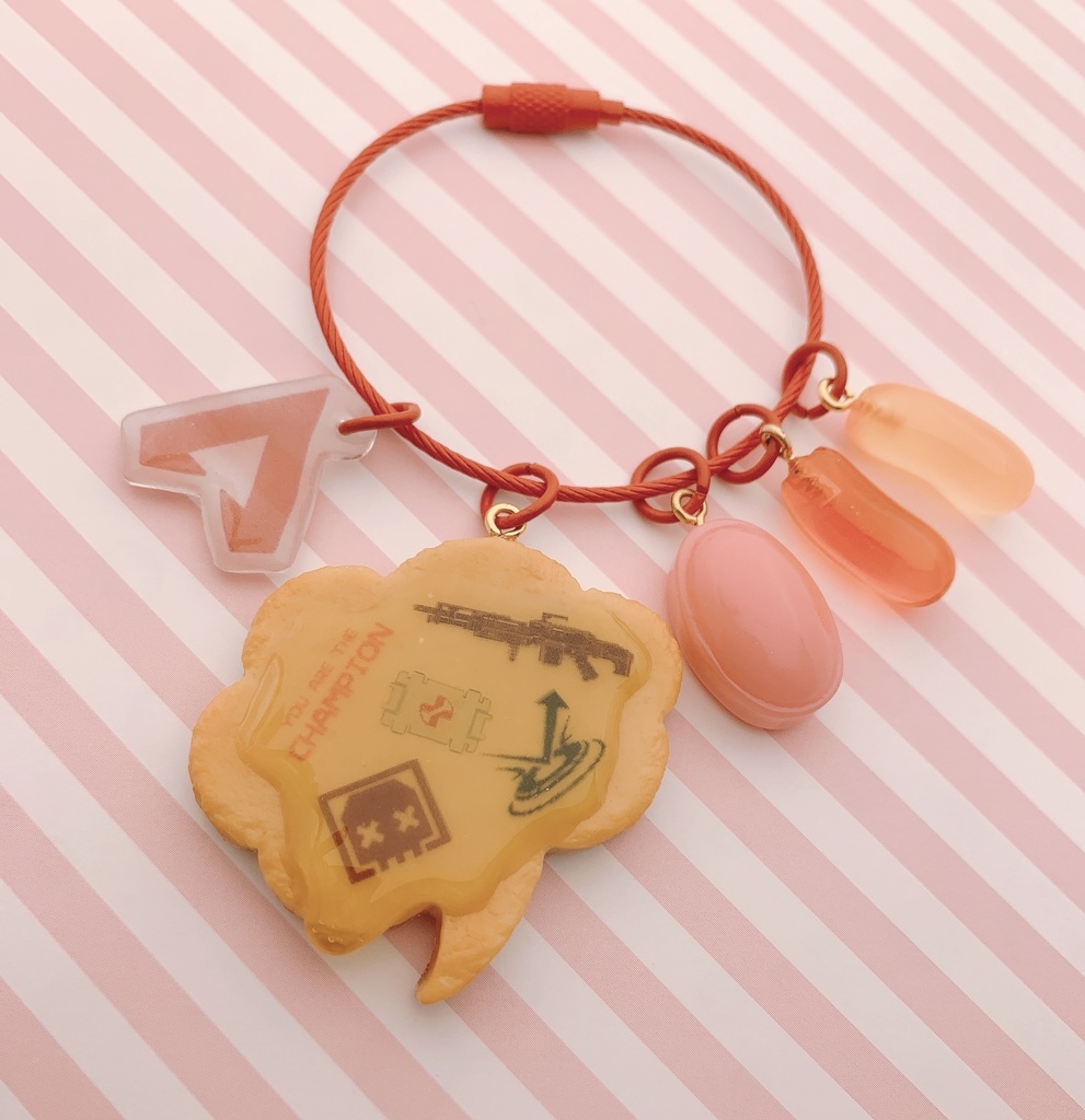 【受注生産】APEXアイコンいっぱいのせクッキー🍪キーリング