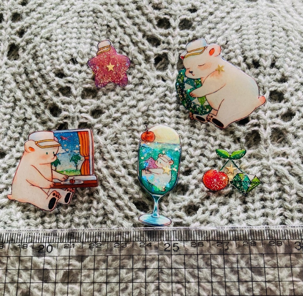 お帽子白くまブローチ(予約再販)