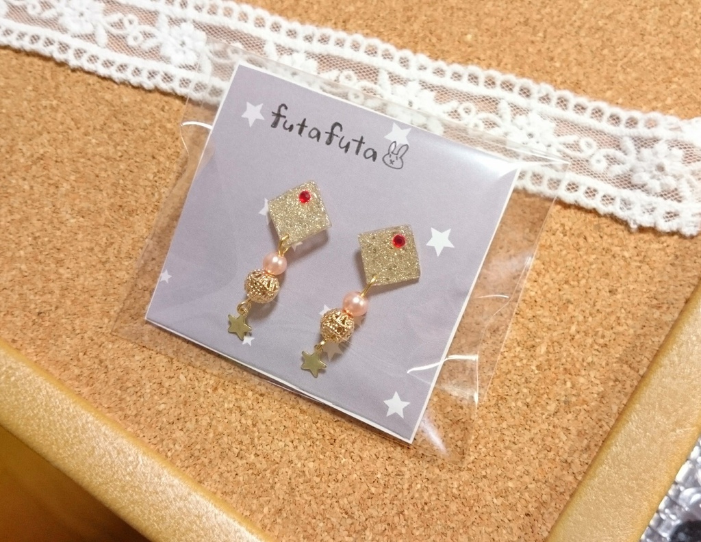 スター☆ピアス(ゴールド)