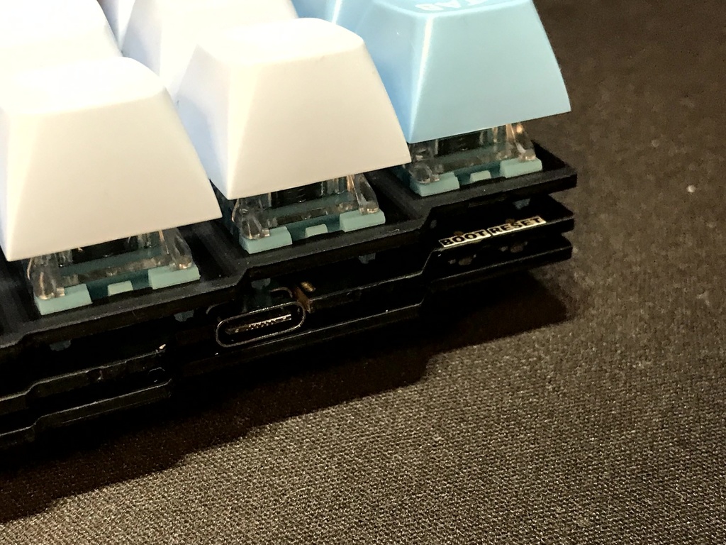 KOCHOU(胡蝶)スプリットキット(分割キーボード組み立てキット)