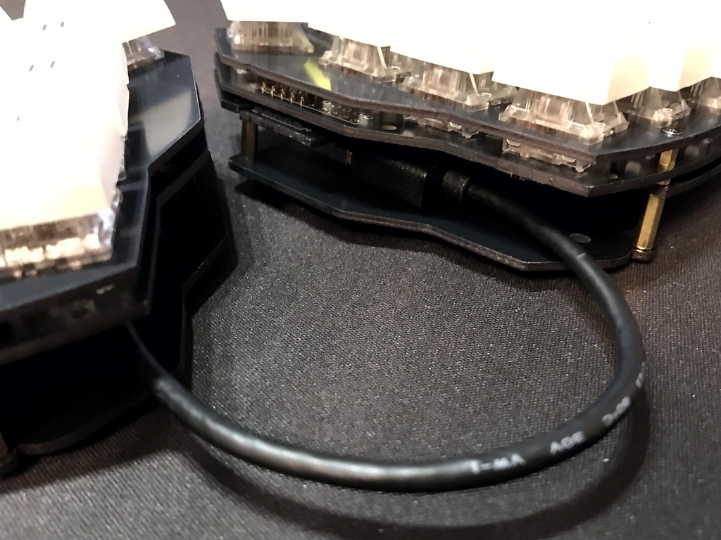 KOCHOU(胡蝶)スプリットキット(分割キーボード組み立てキット)