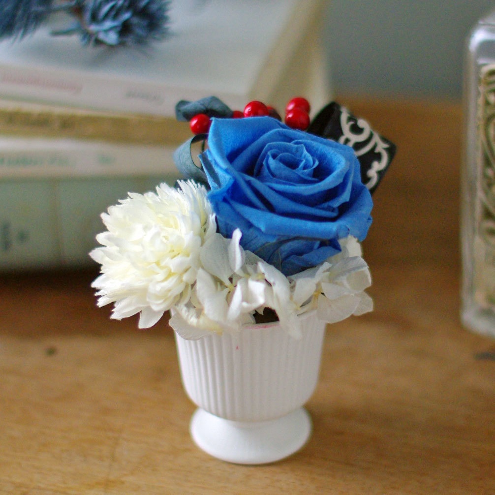 十二国記 泰麒イメージ プリザーブドフラワーアレンジメント