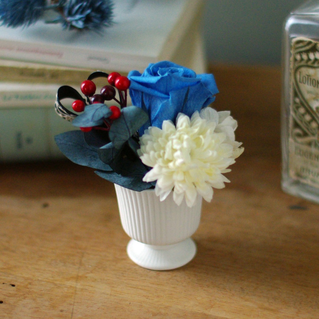 十二国記 泰麒イメージ プリザーブドフラワーアレンジメント