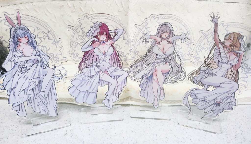 【ホロクル11th】ホロライブ3期生ウェディングアクリルスタンド