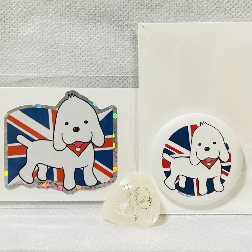 マシュマロ　ステッカーとバッジセット