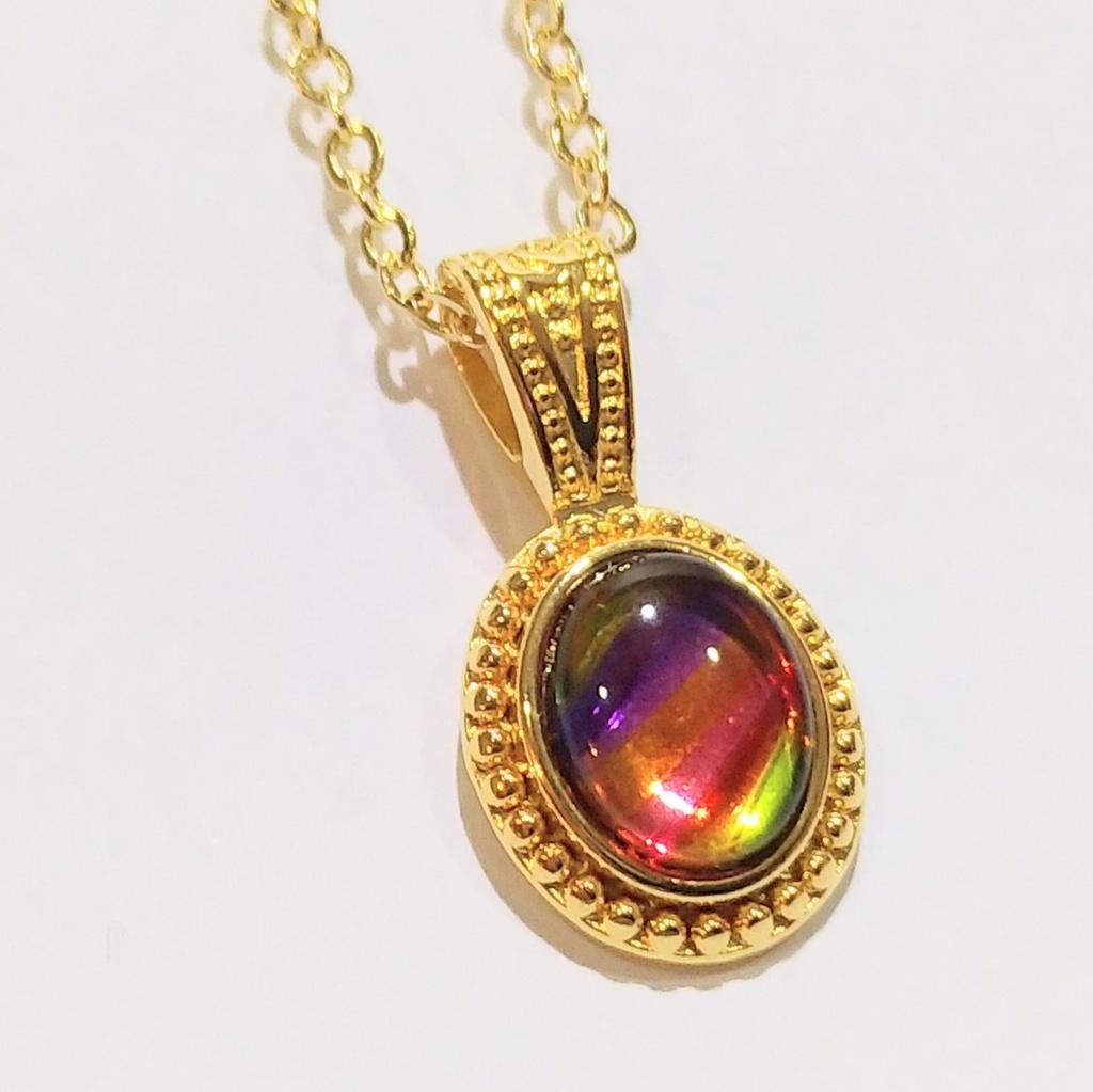 天弓千亦レーゲンボーゲンペンダント