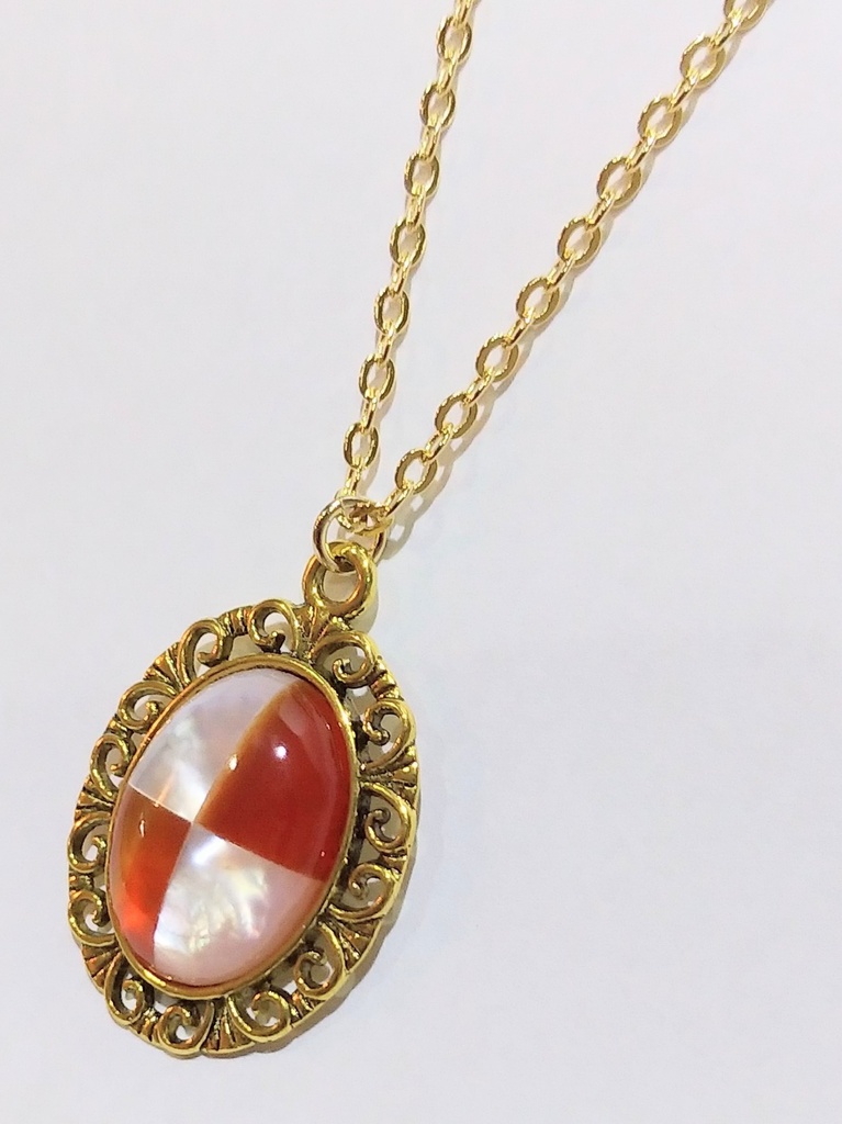 小鈴シェル瑪瑙ペンダント