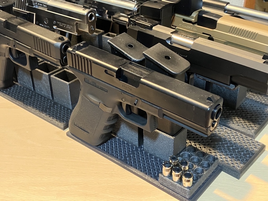 モジュラー式ガンスタンド「マグホルダー」