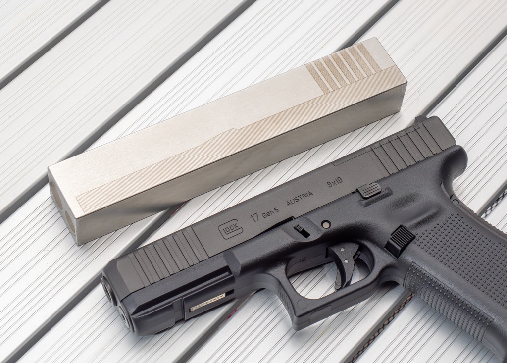 グロック用「0%スライド」実銃からエアガンまで対応17-4PHステンレス製