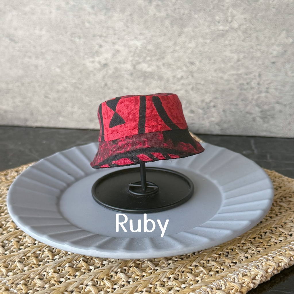 Summer bucket hat
