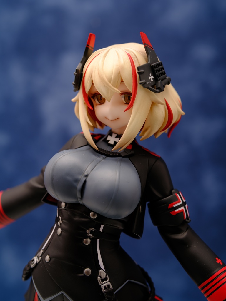 ■「 ローン(DX・改修版)」 アズールレーン 1/7ガレージキット