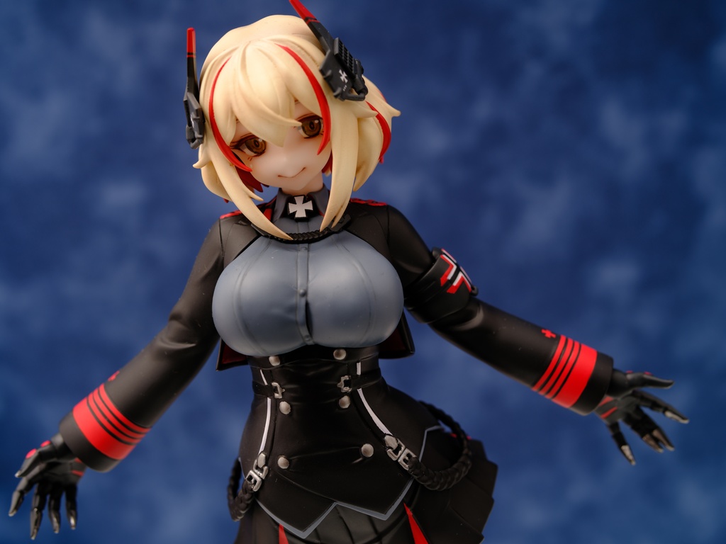 ■「 ローン(DX・改修版)」 アズールレーン 1/7ガレージキット