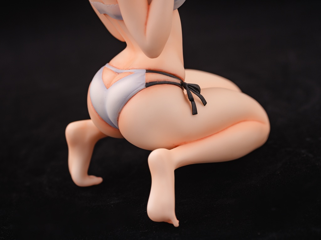 *販売終了■「ローン(水着版)」 1/7ガレージキット *水着2種は選択式で2体セットではありません