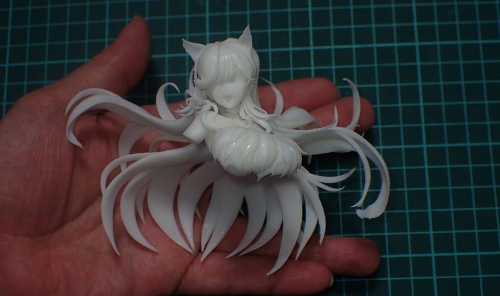 ■アズールレーン 愛宕胸像 ノンスケール(約1/10)ガレージキット(瞳デカール付属)