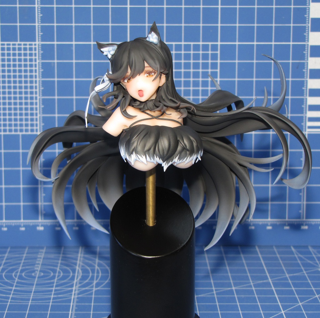 ■アズールレーン 愛宕胸像 ノンスケール(約1/10)ガレージキット(瞳デカール付属)