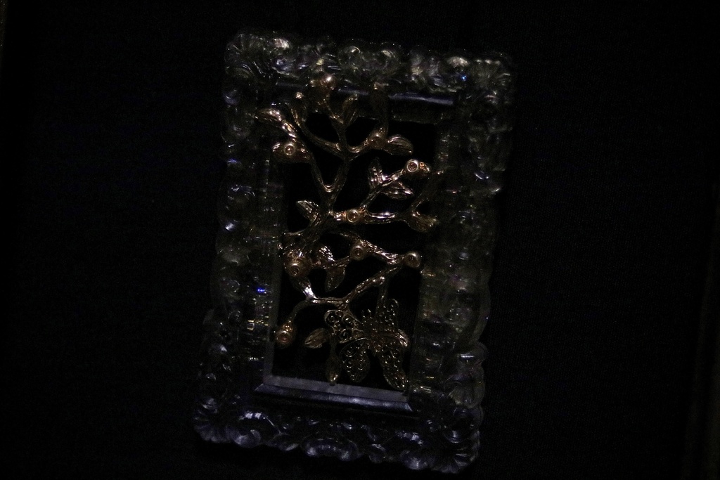 おもちゃ箱の中