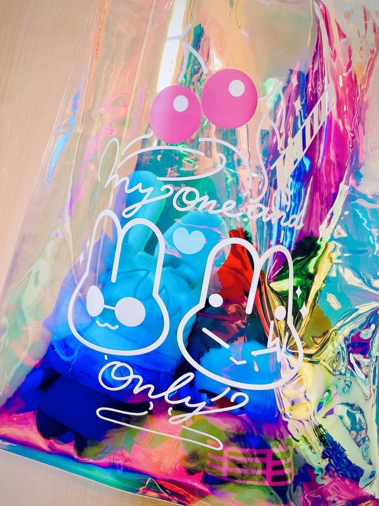 うさごなつシェイクオーロラバッグ