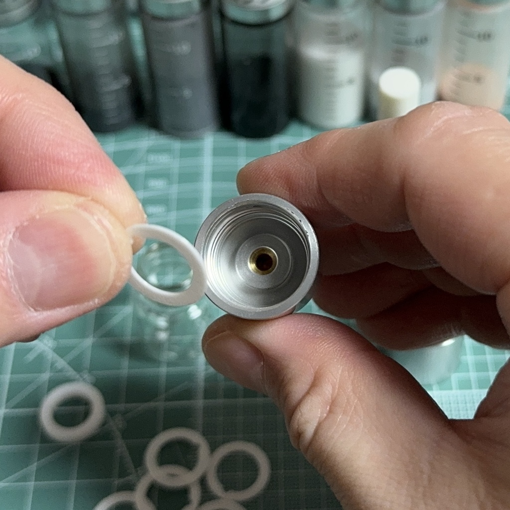 社外品ガラスボトル用スペーサー