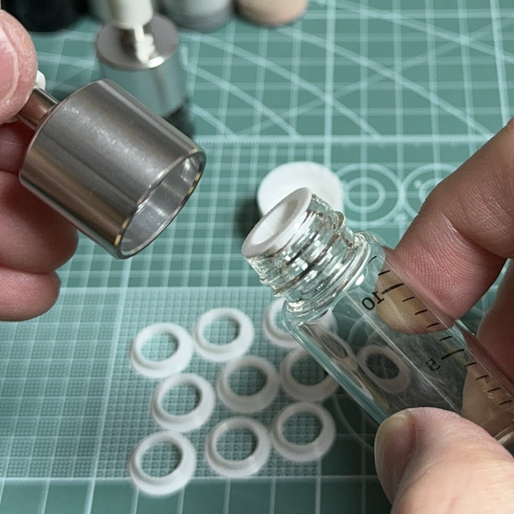 社外品ガラスボトル用スペーサー