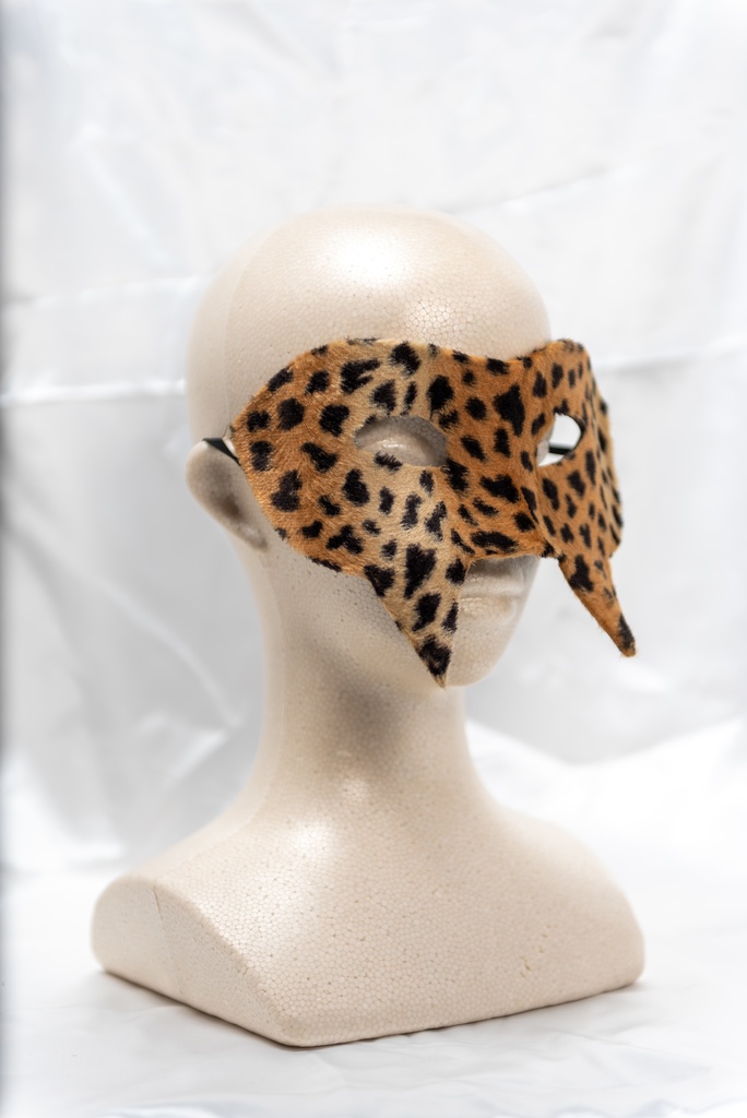 アニマルアイマスク(牙付き)