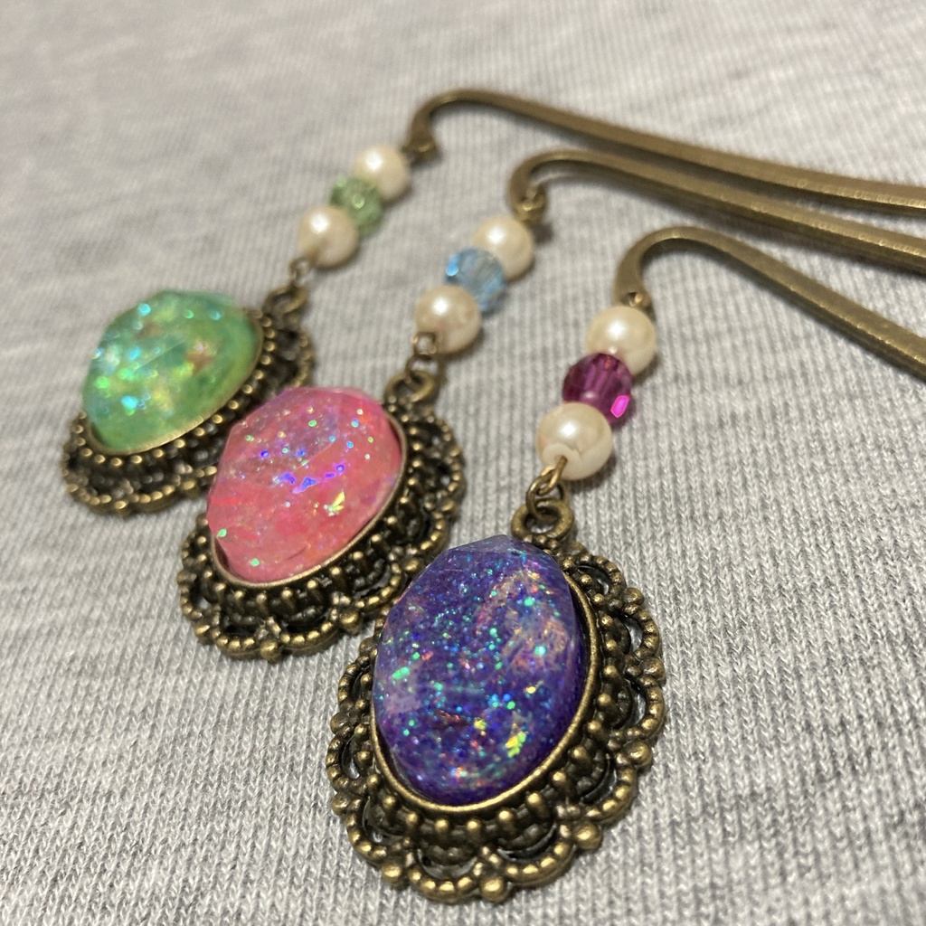 HERO’S color Bookmarker