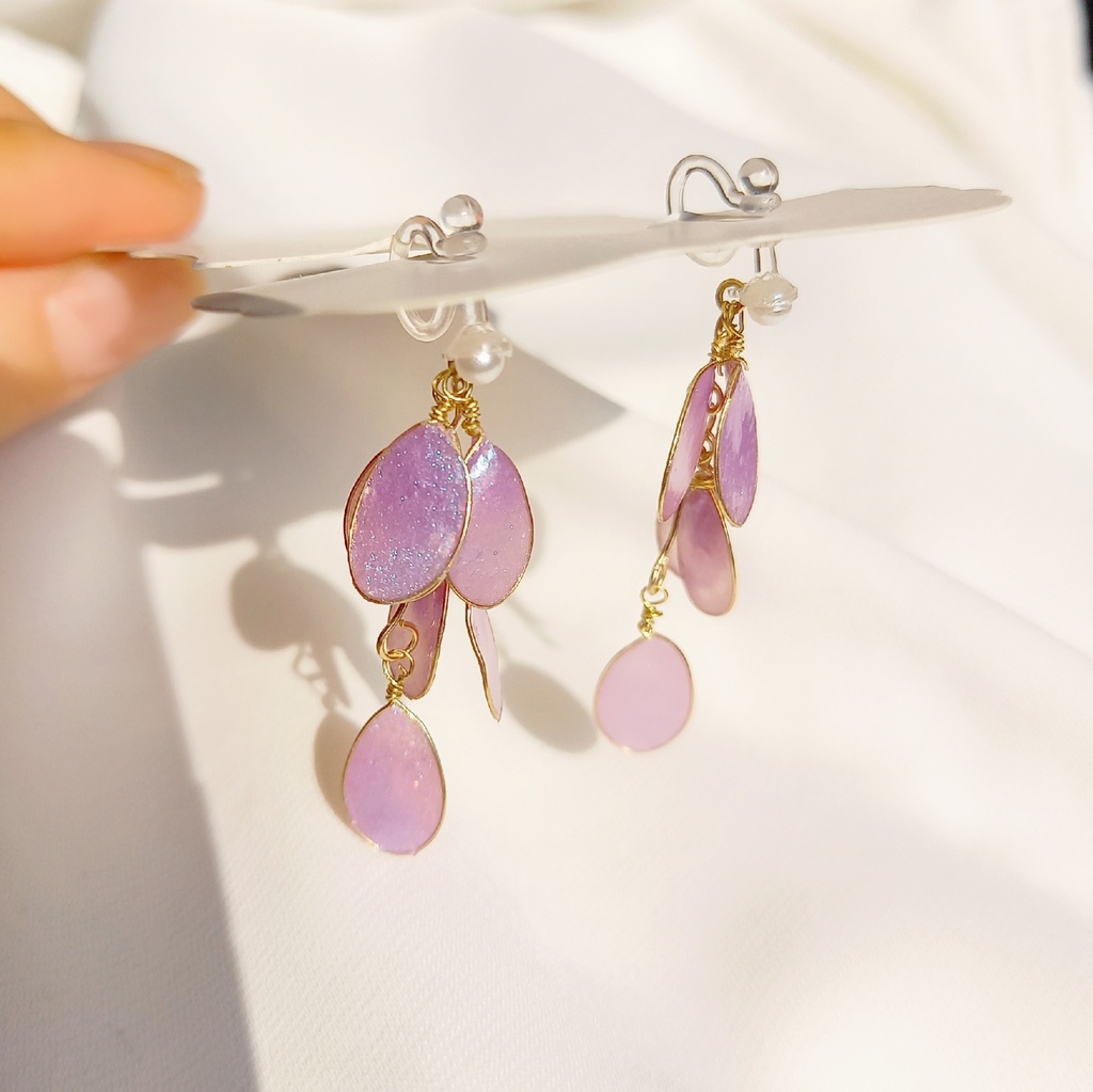 軽い!藤の花揺れるイヤリング//ピアス
