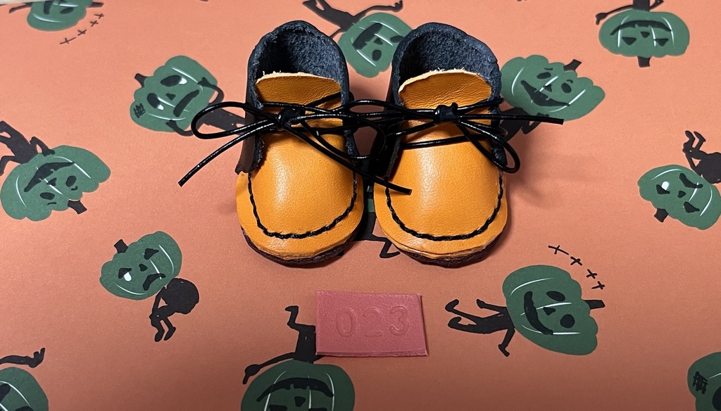 ハロウィンな16cmぬいお靴