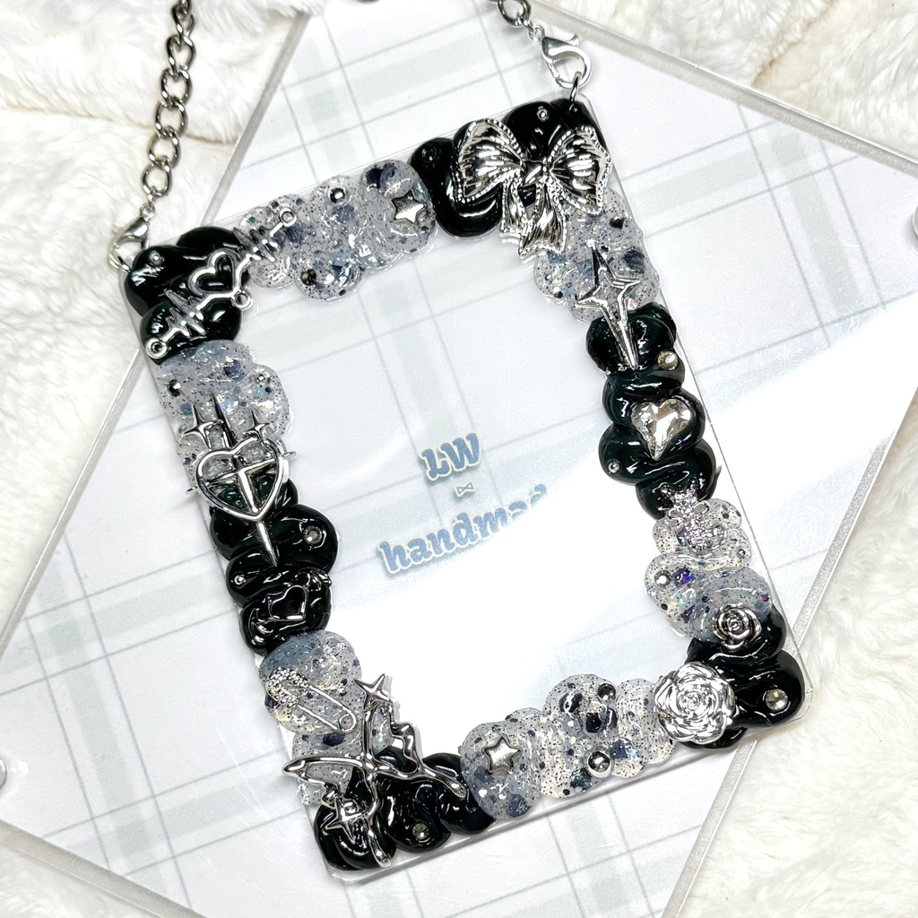 W003 ホイップデコ 硬質トレカケース  黒 緑 ダークグリーン ラメ リボン 蝶 