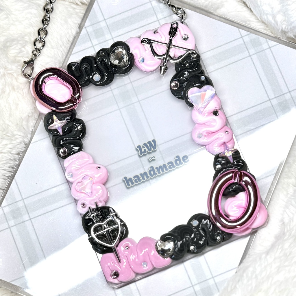 W006 ホイップデコ 硬質トレカケース ピンク 黒 白 マーブル 鎖 ハート キラキラ 可愛い 