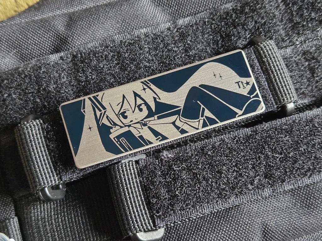 初音ミク ステンレス製タグ3(モールシステム用ベルトとマジックテープ付き)