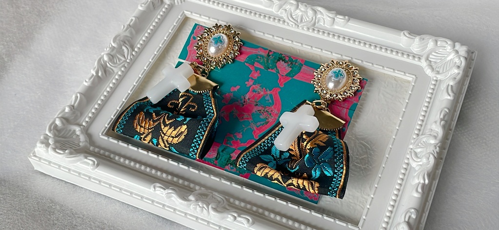 No.02 インド刺繍イヤリング