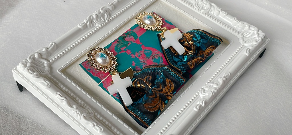 No.02 インド刺繍イヤリング