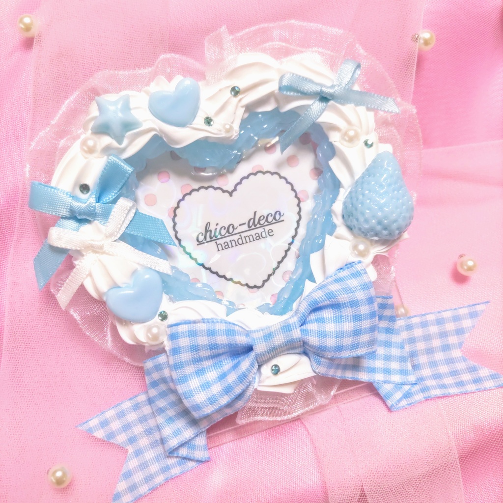 【B8 トレカ】ホイップデコ ハートいちごケーキ 水色 チェック デコケース