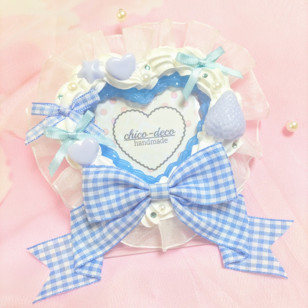 【B8 トレカ】ホイップデコ ハートいちごケーキ 青 チェック デコケース