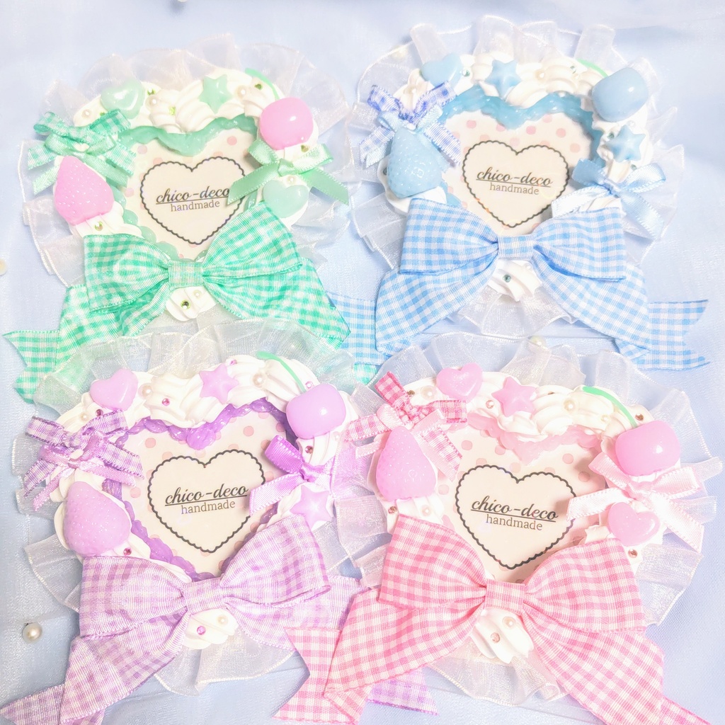 【B8 トレカ】ホイップデコ ハートケーキ 緑 リボン 硬質ケース