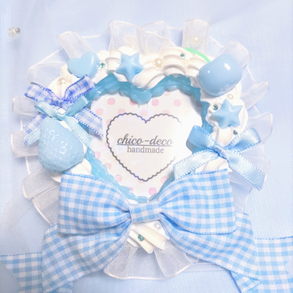 【B8 トレカ】ホイップデコ ハートケーキ 水色 リボン 硬質ケース