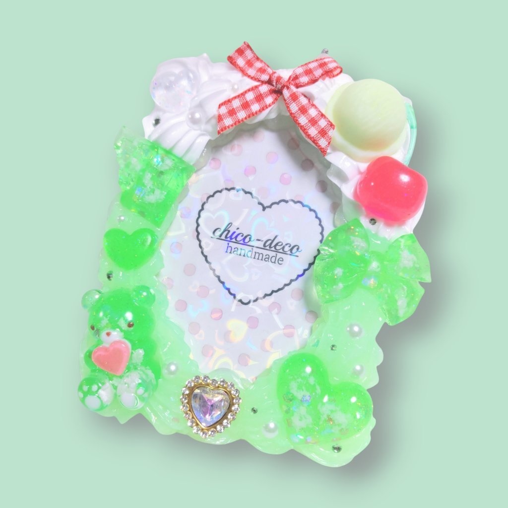 【B8 トレカ】ホイップデコ メロンクリームソーダ 空色シリーズ デコケース 緑