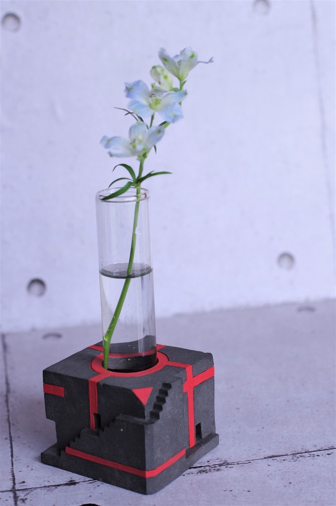 陶一輪挿し‐②‐ 黒赤