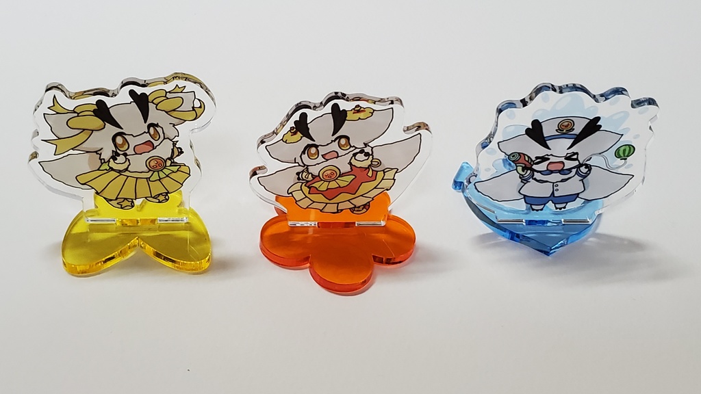 コモくんのアクリルスタンド