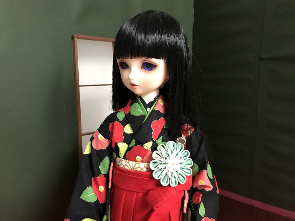 SDMサイズ 二尺袖着物 袴セット 黒椿×赤